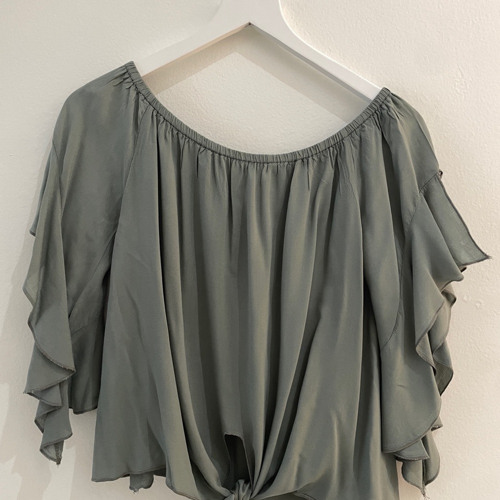 Women's Off-Shoulder Ruffle Top - Green - Picture 2 of 2